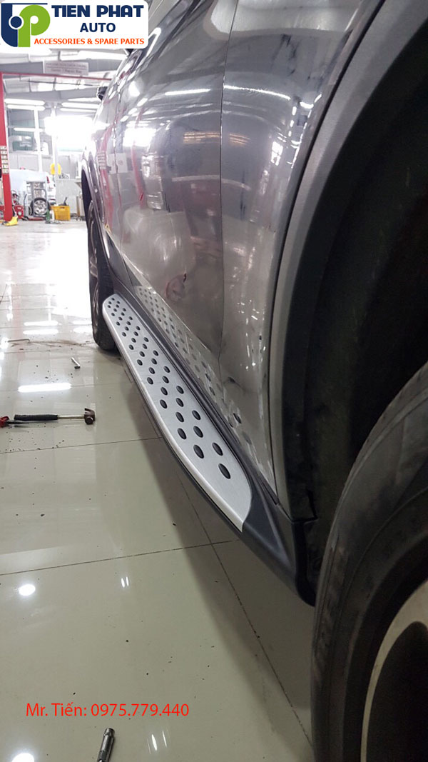 Dẫm chân lên xuống cho xe ô tô Mercedes GLC250 4matic 2016-2018