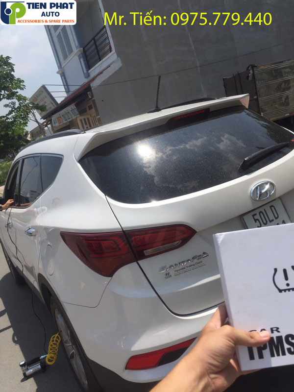 Lắp đặt cảm biến áp suất lốp tích hợp màn hình Taplo xe Hyundai Santafe tại TPHCM
