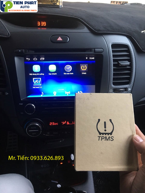 Lắp đặt cảm biến áp suất lốp tích hợp trên màn hình DVD Android tại Tiến Phát