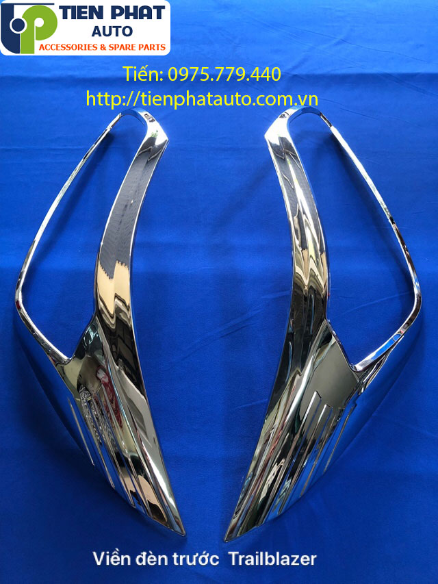 Ốp viền đèn trước - Đồ chơi lắp thêm cho xe Chevrolet Trailbazer