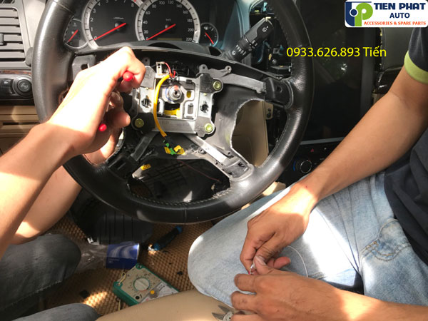 Độ nút điều khiển âm thanh trên vô lăng cho xe Chevrolet Captiva 2007-2010