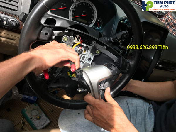 Độ nút điều khiển âm thanh trên vô lăng cho xe Chevrolet Captiva 2007-2010