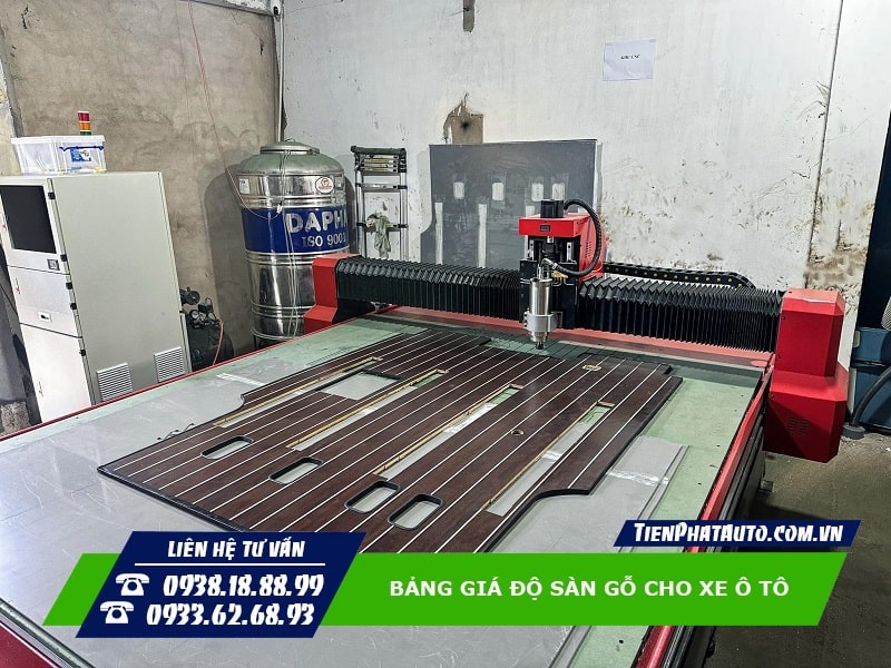 Tiến Phát Auto chuyên độ sàn gỗ cho xe ô tô chuyên nghiệp tại TPHCM