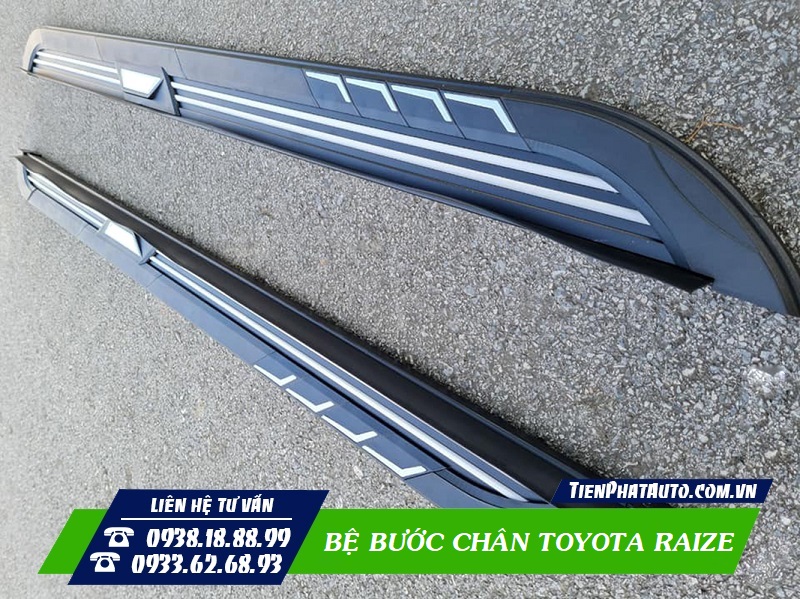 Bệ bước chân Toyota Raize giúp mang lại rất nhiều sự tiện lợi
