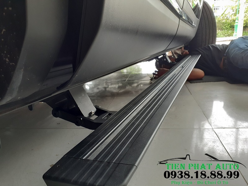 be-buoc-dien-ford-explorer-chiu-luc-nang
