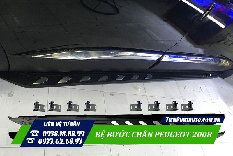 Bệ bước Peugeot 2008 là phụ kiện cần thiết nên trang bị thêm cho xe