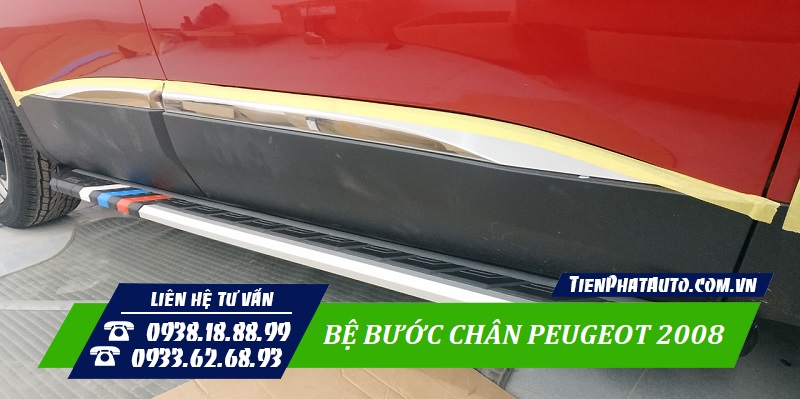 Bệ bước chân Peugeot 2008 giúp mang lại nhiều sự tiện lợi khi sử dụng