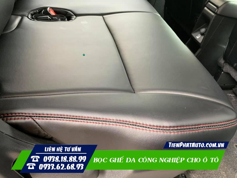 Chất liệu da công nghiệp tạo cảm giác ngồi êm ái và thoải mái hơn