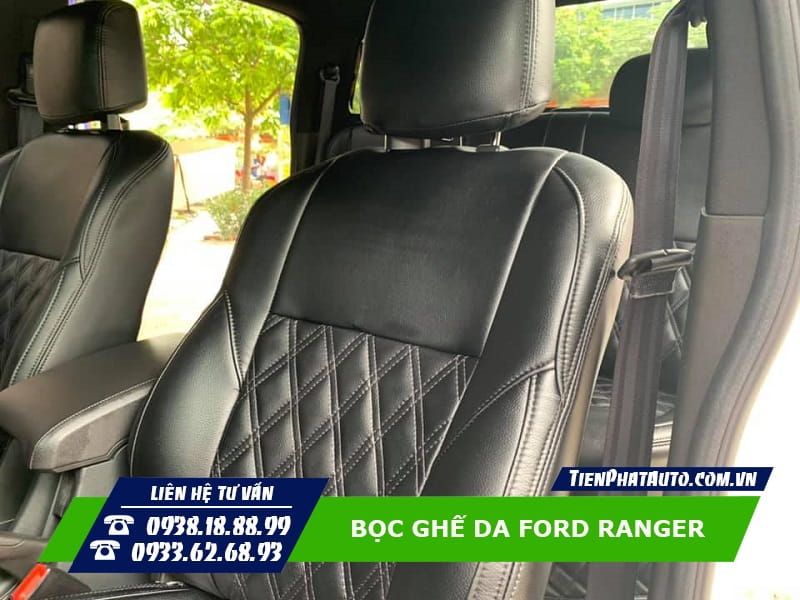 Bọc ghế da Ford Ranger 2023 giúp mang lại nhiều sự tiện lợi