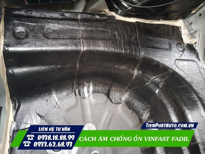 Dán cách âm chống ồn thương hiệu Wurth cho xe Vinfast Fadil
