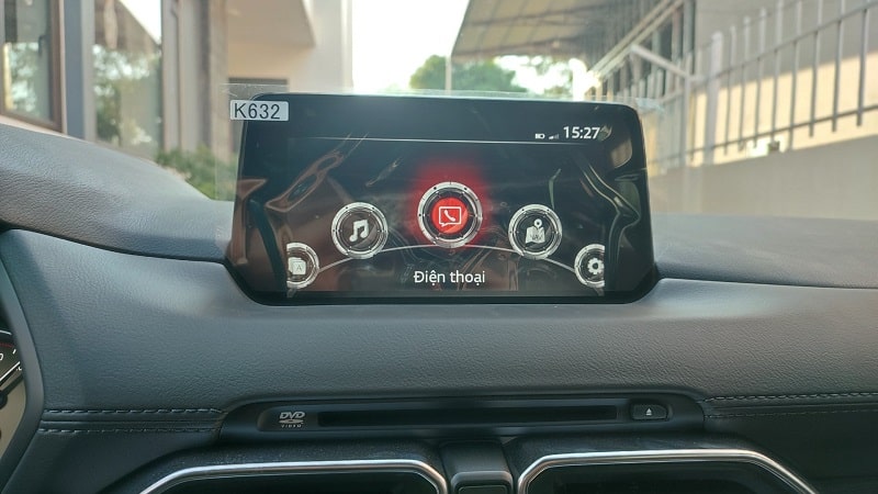 Thay đổi ngôn ngữ Tiếng Việt trên màn hình zin Mazda giúp dễ sử dụng hơn