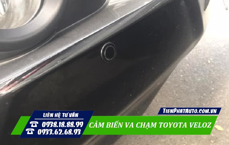 Mắt cảm biến va chạm có kích thước nhỏ gọn đảm bảo tính thẩm mỹ