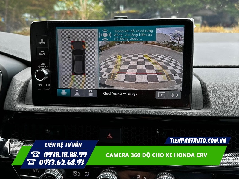 Hỉnh ảnh camera 360 cho Honda CRV hiển thị góc quay sau xe kèm đánh lái