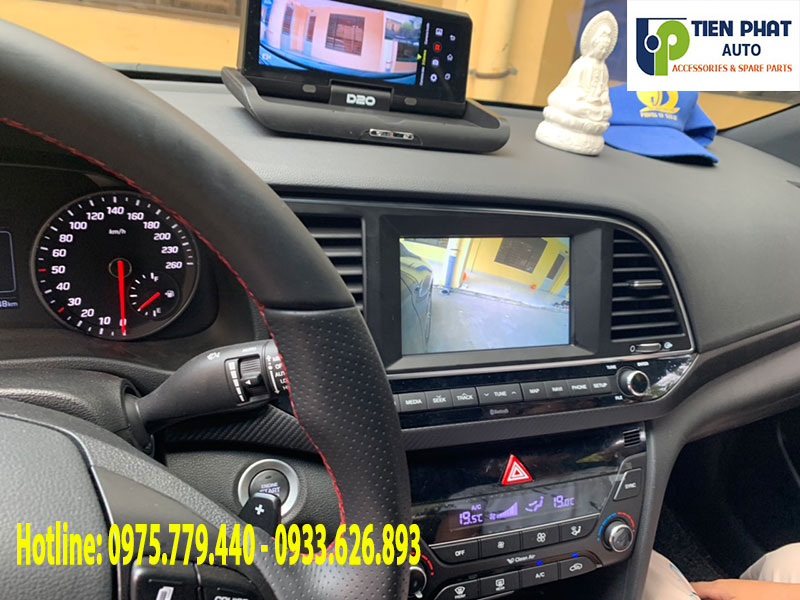 camera-guong-cap-le-cho-xe-elantra2018-5