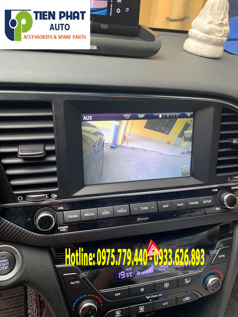 camera-guong-cap-le-cho-xe-elantra2018-7