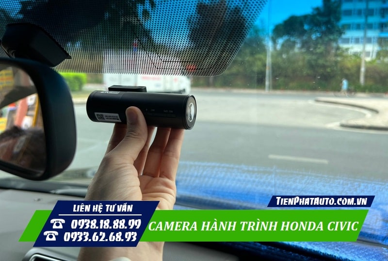 Tiến Phát Auto chuyên lắp camera hành trình Honda Civic chính hãng