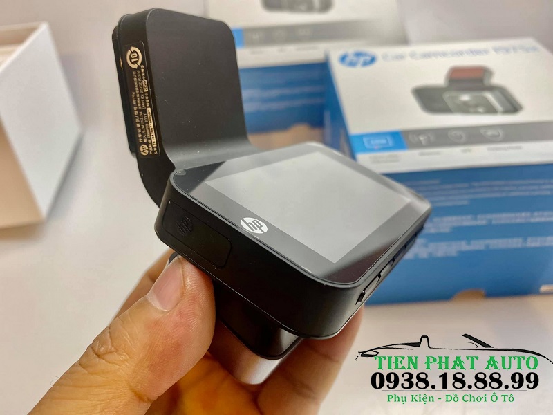 camera-hanh-trinh-hp-f975x-man-hinh-3inch-lcd