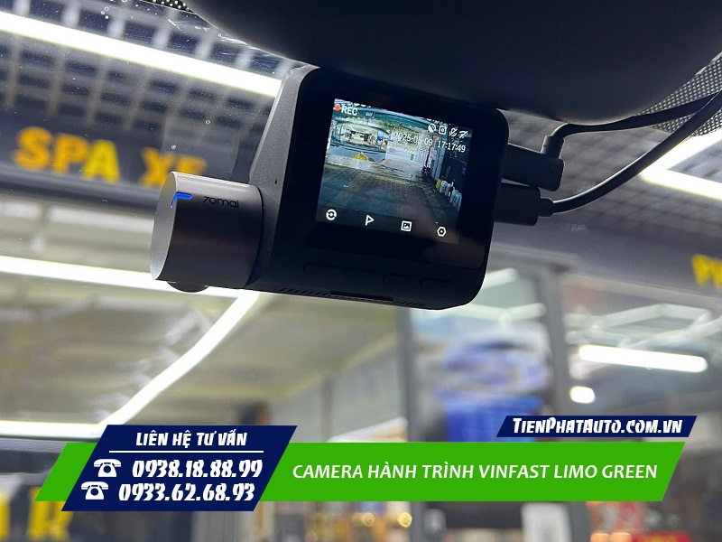 Lắp camera hành trình cho Limo Green là trang bị quan trọng không thể bỏ qua