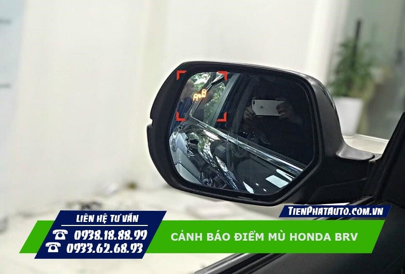 Hình ảnh hệ thống cảnh báo điểm mù loại tích hợp trên gương