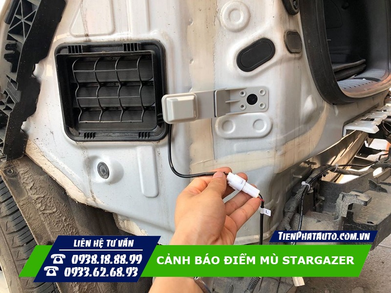 Cảnh báo điểm mù mang lại nhiều sự tiện lợi, lắp đặt hoàn toàn cắm giắc