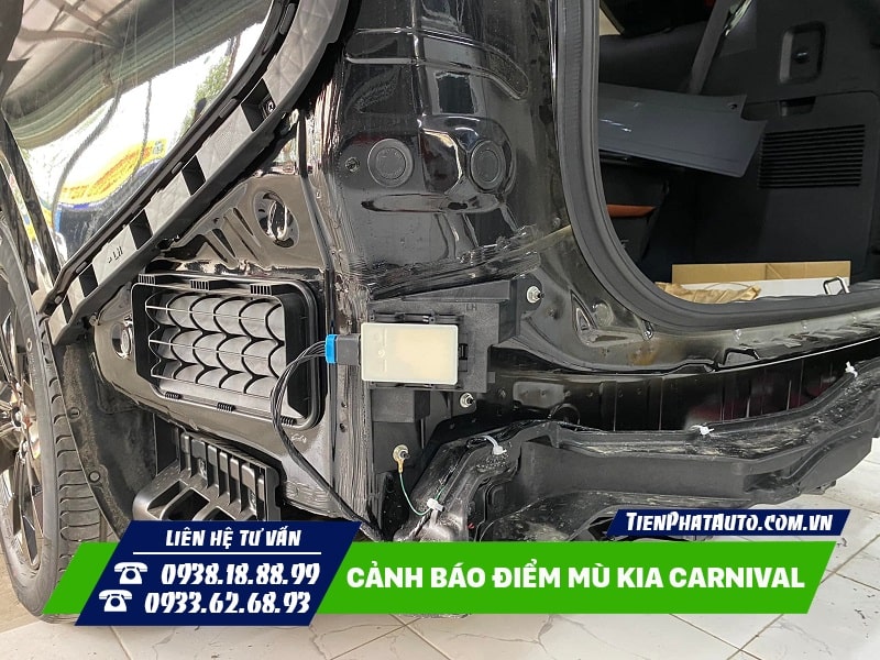 Phần rada được lắp đặt ở cản phía sau xe để nhận tín hiệu phương tiện
