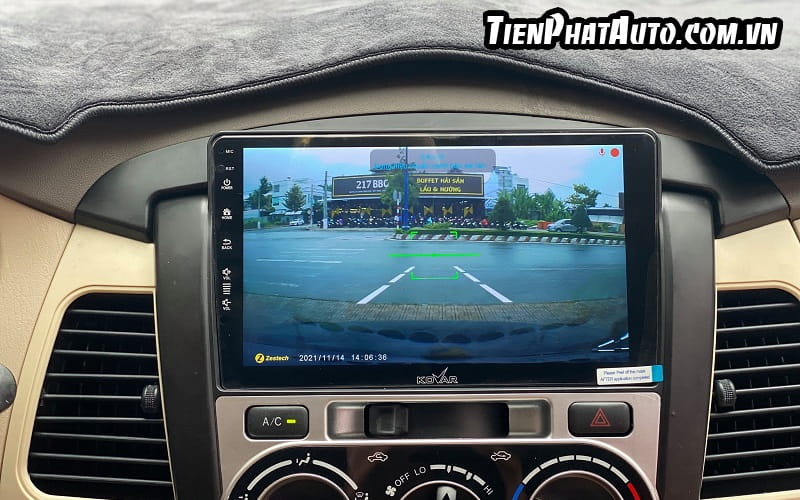 Camera hành trình rõ nét tích hợp cảnh báo lệch làn đường