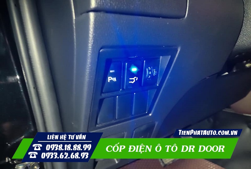 Nút bấm đóng mở cốp tích hợp lỗ chờ vị trí tài xế