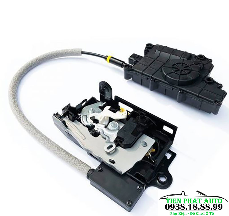 cua-hit-tu-dong-cho-bmw-320i-tienphatauto-5-6