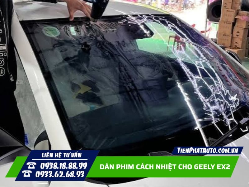 dán phim cách nhiệt cho geely ex2 ngăn tia UV lên đến 99,9% dán phim cách nhiệt cho geely ex2 ngăn tia UV lên đến 99,9%