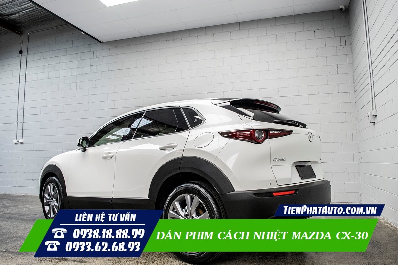 Dán phim cách nhiệt Mazda CX-30 giúp tăng sự riêng tư trên xe