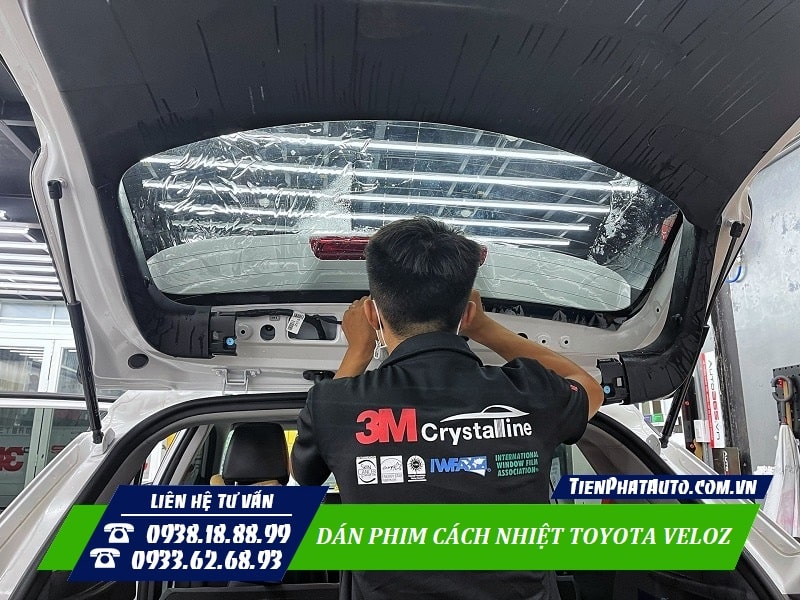 Tiến Phát Auto chuyên dán phim cách nhiệt Toyota Veloz tại TPHCM