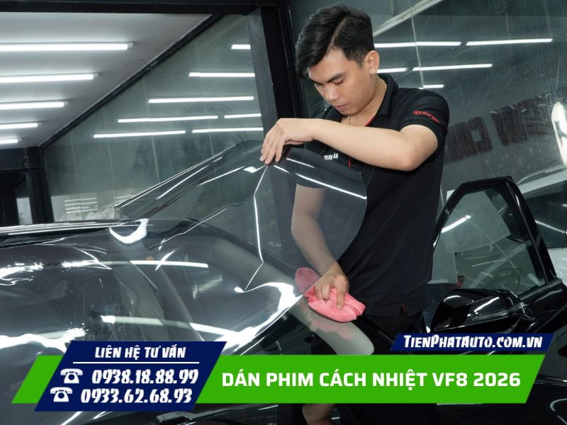 Dán phim cách nhiệt cho VF8 2026 giúp điều hòa làm mát nhanh hơn Dán phim cách nhiệt cho VF8 2026 giúp điều hòa làm mát nhanh hơn