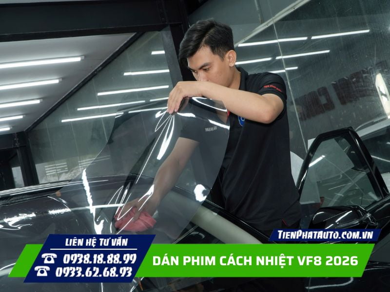 Dán phim cách nhiệt cho VF8 2026 hạn chế ánh sáng gây chói Dán phim cách nhiệt cho VF8 2026 hạn chế ánh sáng gây chói