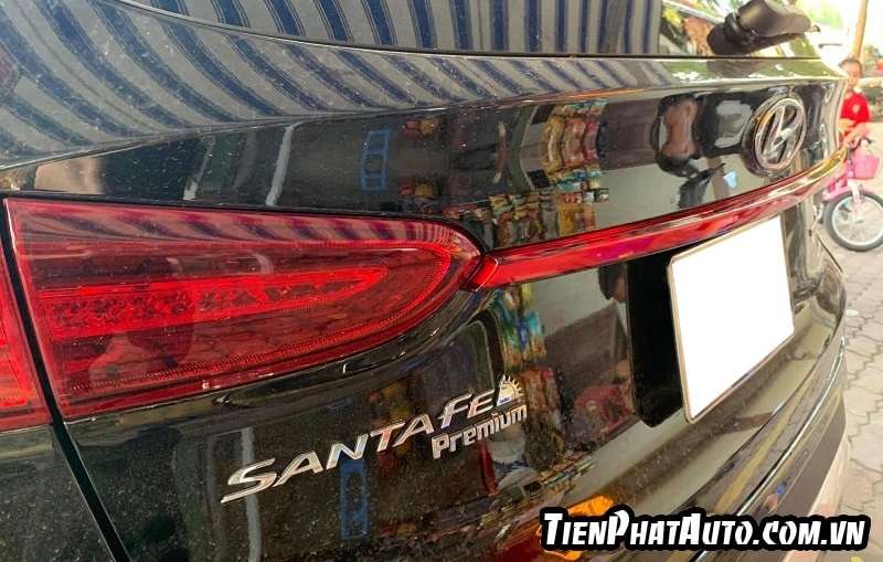 Đèn LED cốp Santafe lắp đặt thẩm mỹ, cắm giắc zin 100%