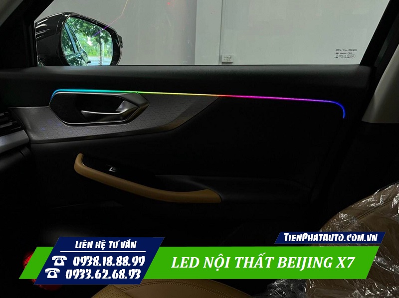 Vị trí đèn LED nội thất Beijing X7 lắp đặt trên viền các cửa