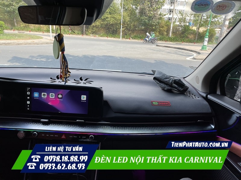 Hệ thống đèn LED nội thất sẽ tự động chuyển hiệu ứng theo âm thanh