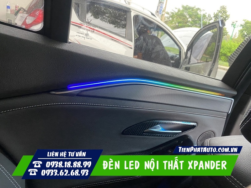 Mẫu LED nội thất V2 trên thanh LED có nhiề màu và 210 màu sắc thay đổi