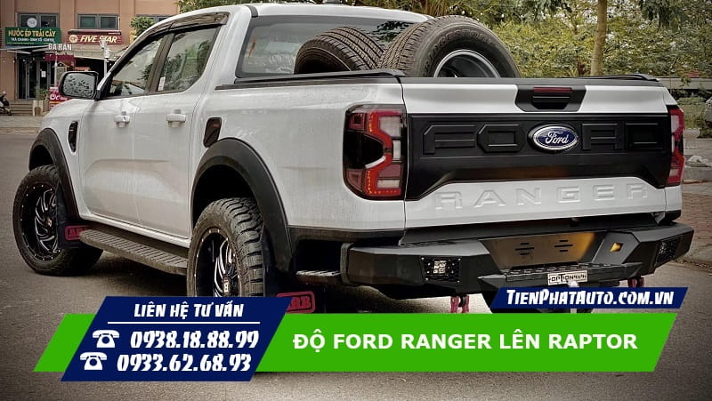 Chi tiết phần ốp bửng sau xe phong cách Raptor 2023