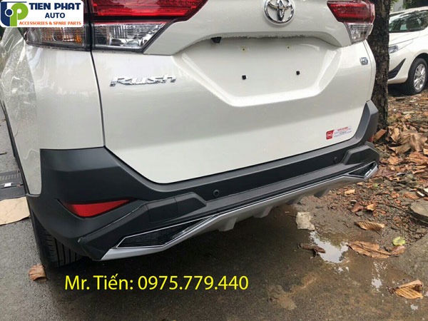 Nẹp chống trầy cốp sau - Đồ chơi - phụ kiện chính hãng cho xe toyota rush 2018 -2019