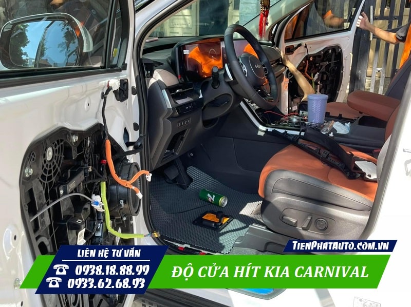 Cửa hít Kia Carnival thiết kế zin theo xe, lắp cắm giắc 100%