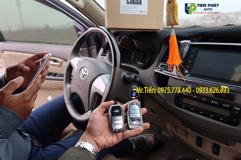 do-nut-Star-Stop-cho-xe-Fortuner-2010-2013