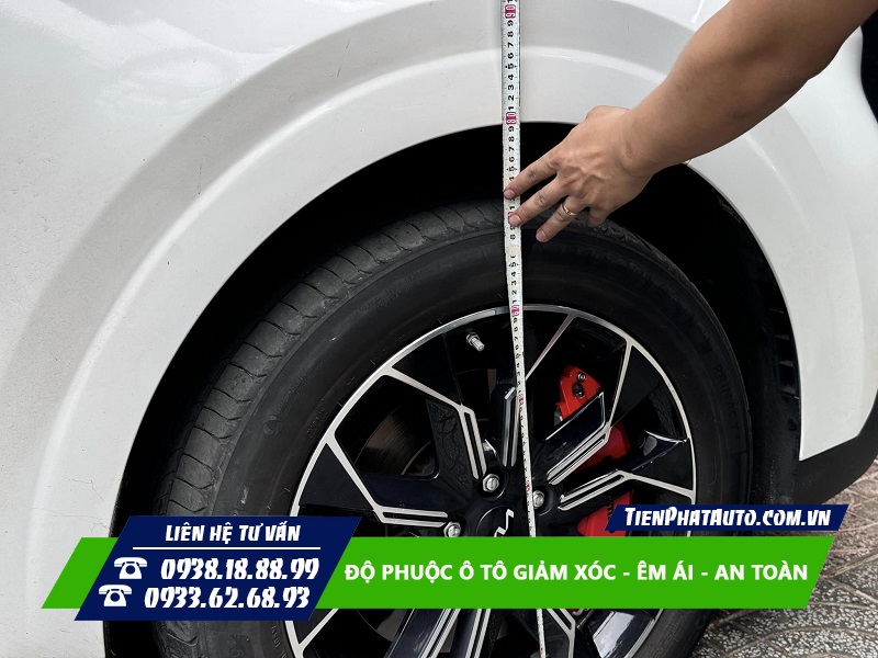 Độ phuộc ô tô giúp tăng thêm khoảng sáng gầm xe với mặt đường