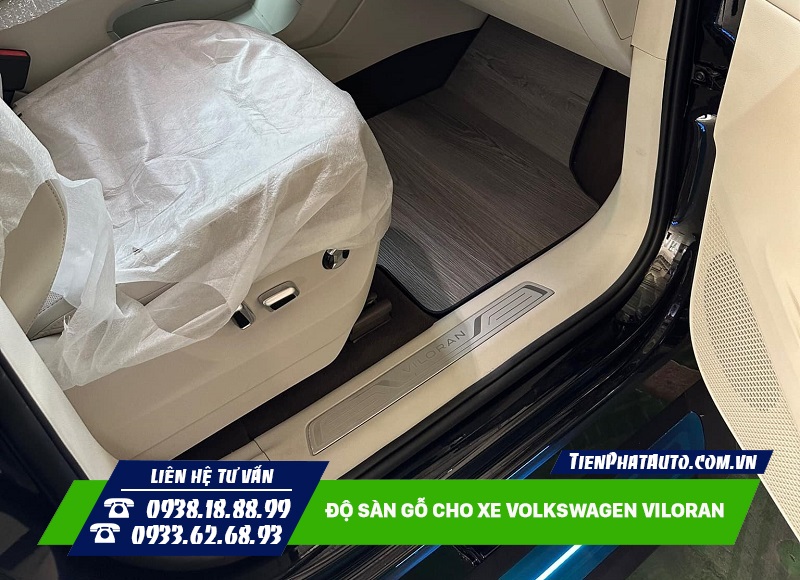 Hình ảnh sàn gỗ xe Viloran lắp đặt trên hàng ghế 1