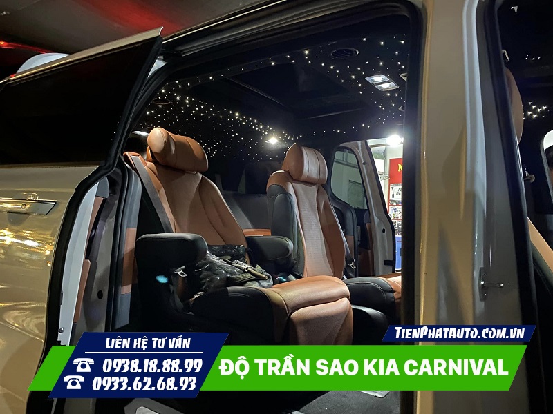 Độ trần sao Kia Carnival giúp nội thất xe nổi bật và đặc biệt hơn