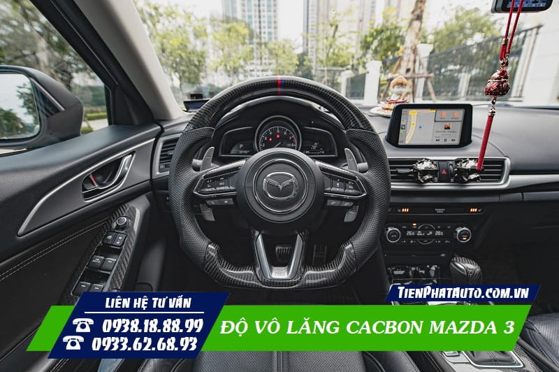 Phần nội thất nổi bật và sang trọng hơn khi độ vô lăng cacbon Mazda 3