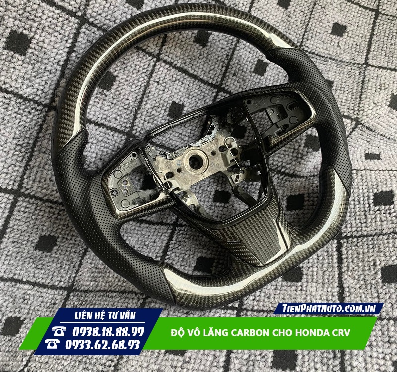 Khách hàng có thể tùy chọn màu sắc vân Carbon cũng như các đường chỉ viền