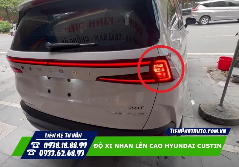 Độ xi nhan lên cao cho Hyundai Custin giúp lái xe an toàn hơn