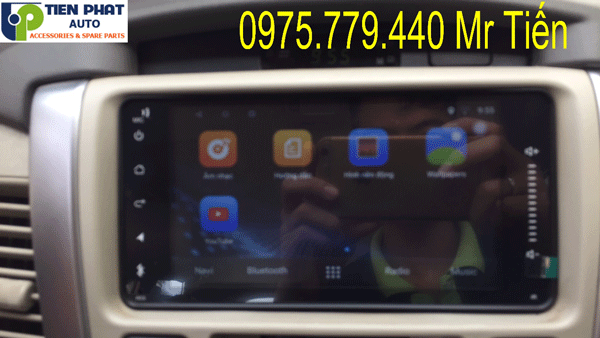 Man hinh dvd chay android cho toyota innova 2014-2015
