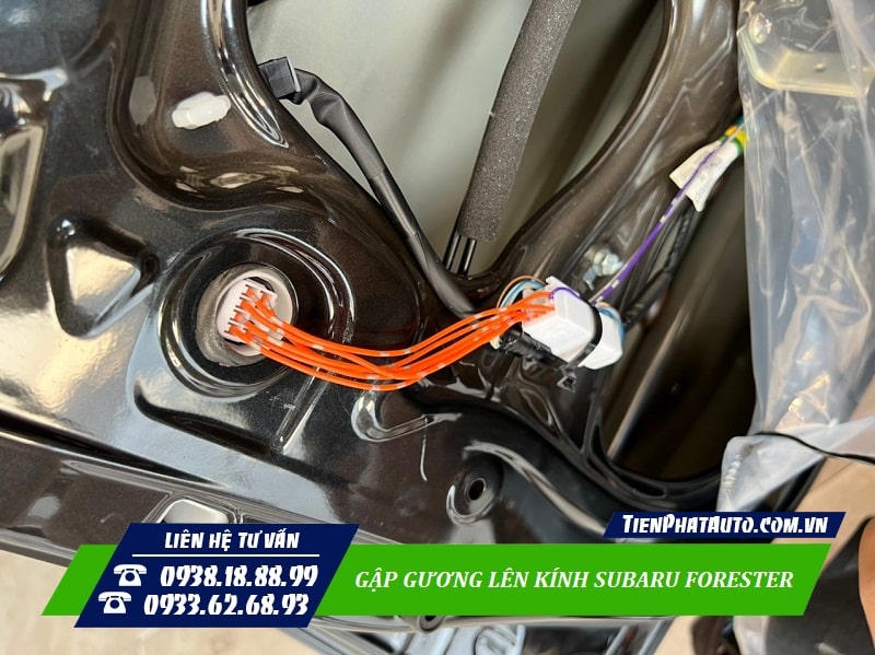 Gập gương lên kính Subaru Forester thiết kế lắp đặt cắm giắc 100%