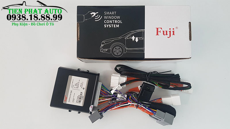 gap-guong-len-xuong-kinh-tu-dong-cho-suzuki-ertiga-tienphatauto-1
